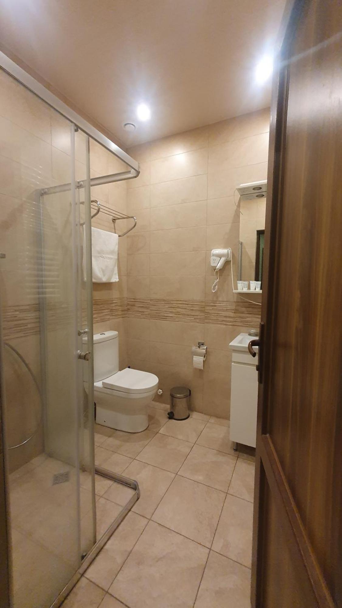 Hostel Your Home Tbilisi Zewnętrze zdjęcie